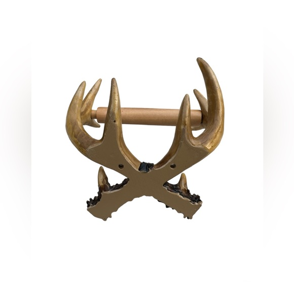 Rustic Deer Antler Toilet Paper Holder - Wall Mounted - Picture 3 of 5
